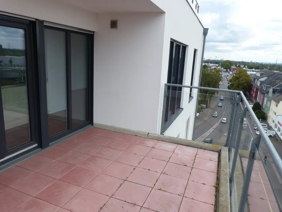 2 Zimmer Wohnung mit 100 m² in Kerpen – Bild 2