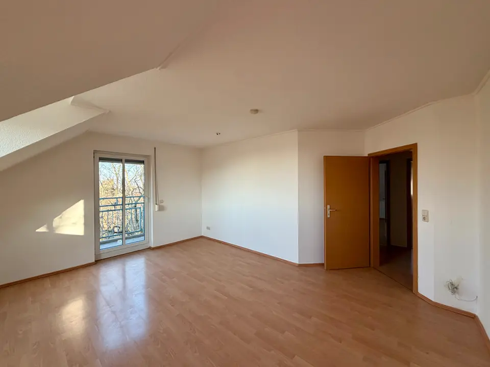 2 Zimmer Wohnung mit 60 m² in Weißenfels – Bild 2