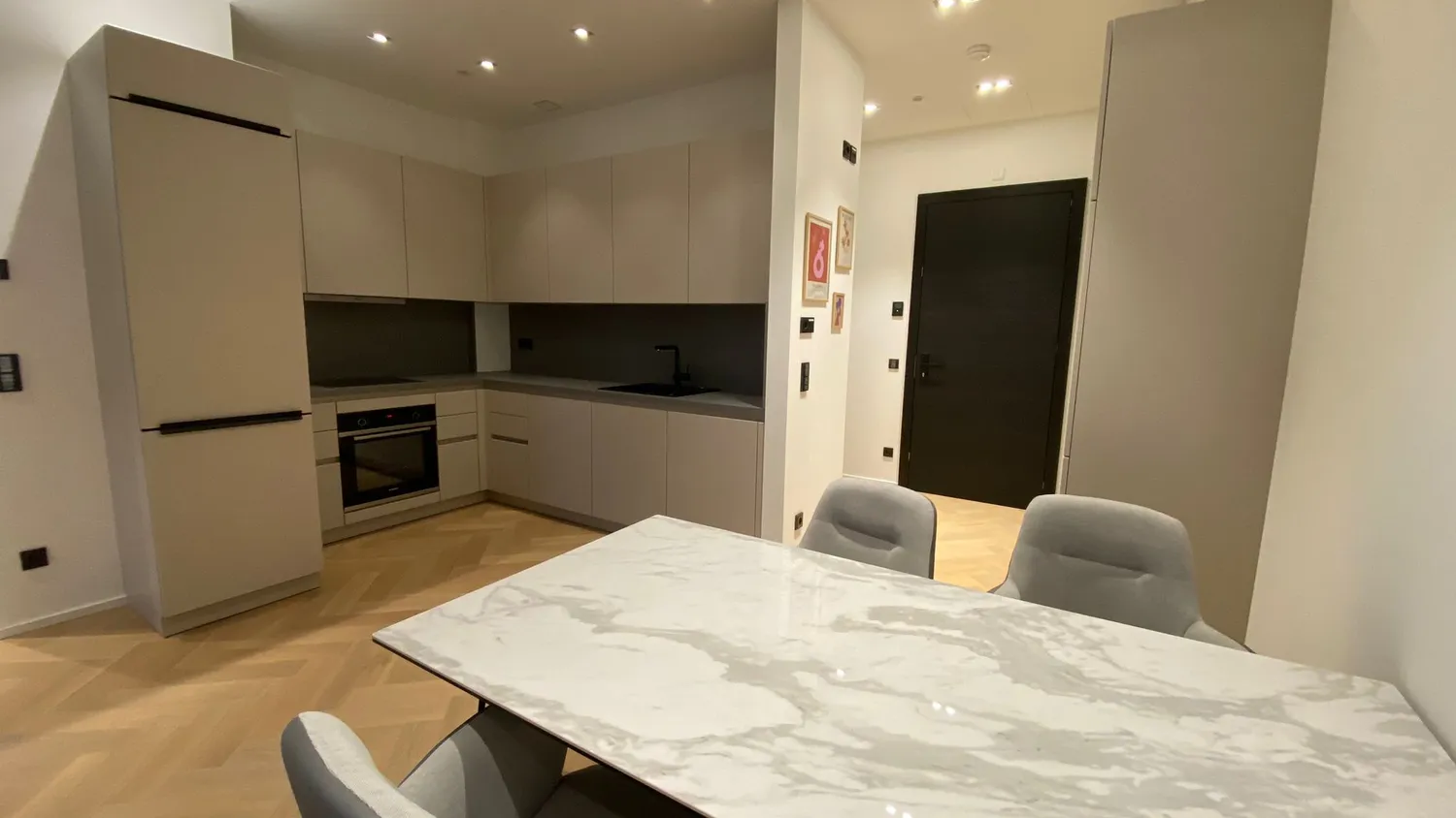 2 Zimmer Wohnung mit 60 m² in München – Bild 11