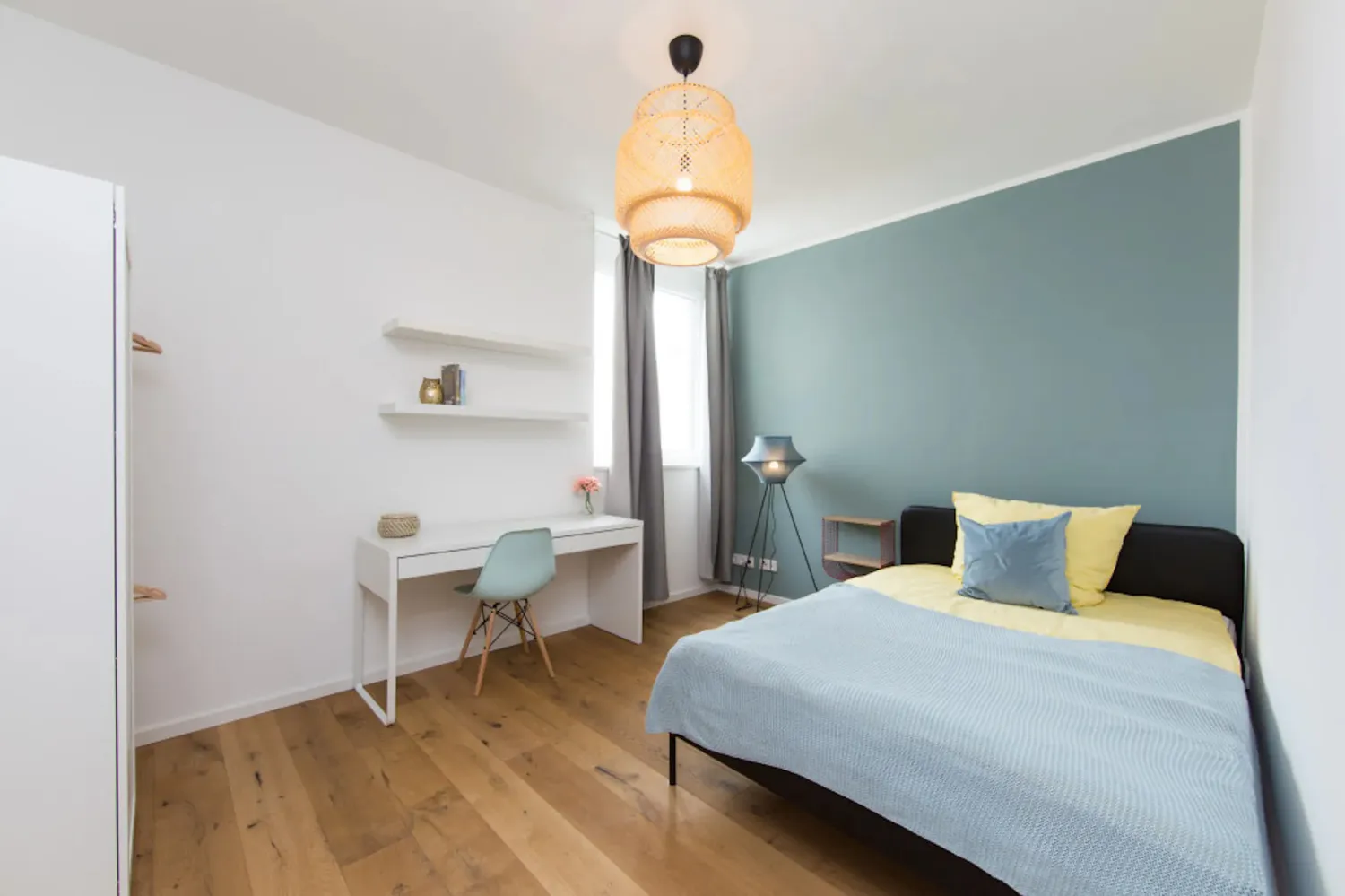 Shared room with 12 m² in Berlin – Photo 1