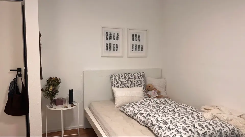 Shared room with 70 m² in Stuttgart – Photo 1