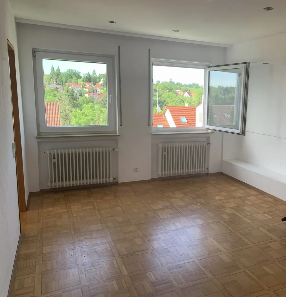 6 Zimmer Wohnung mit 150 m² in Stuttgart – Bild 8