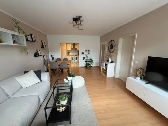 2 Zimmer Wohnung mit 60 m² in Frechen – Bild 1