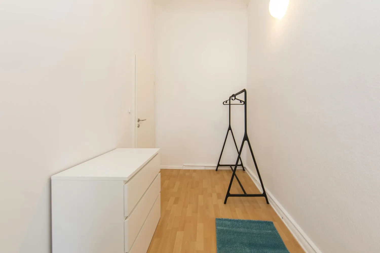Shared room with 14 m² in Berlin – Photo 3