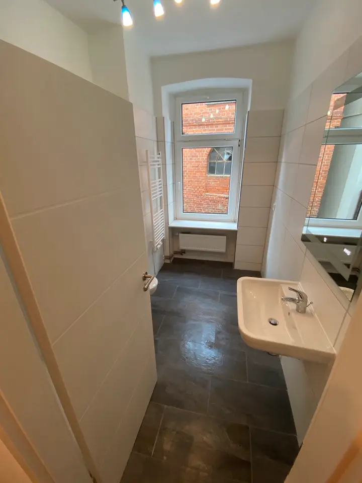 2 Zimmer Wohnung mit 51 m² in Schwerin – Bild 4