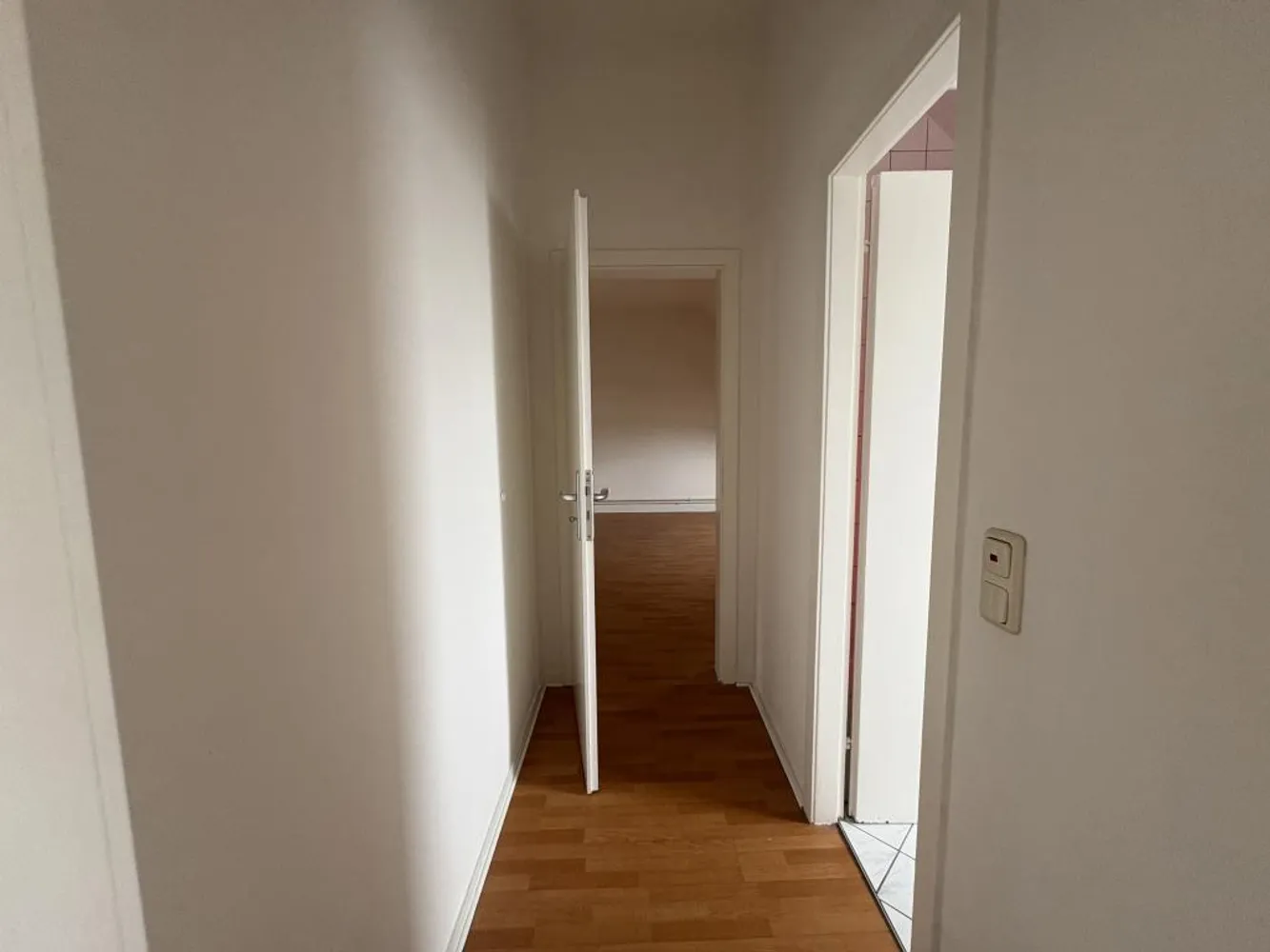 3 Zimmer Wohnung mit 64 m² in Mönchengladbach – Bild 2