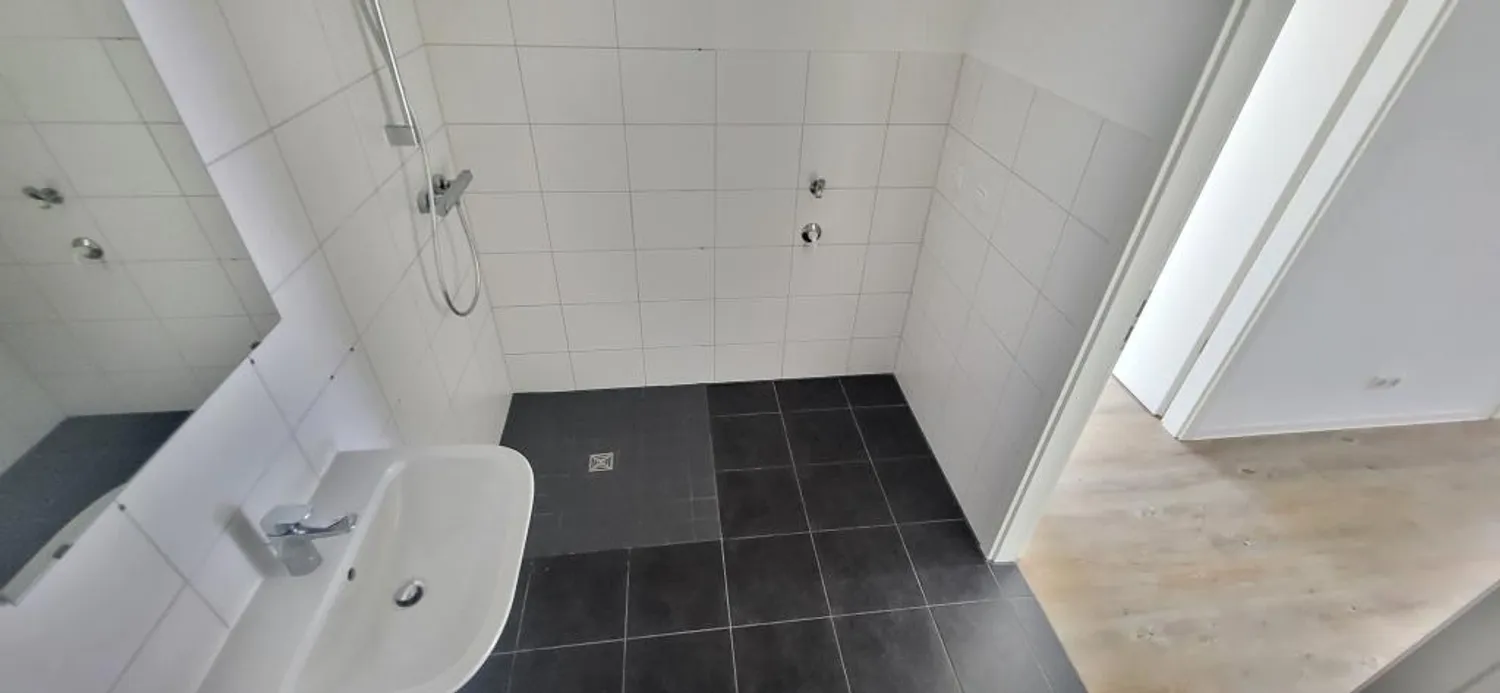 2 Zimmer Wohnung mit 71 m² in Rostock – Bild 5