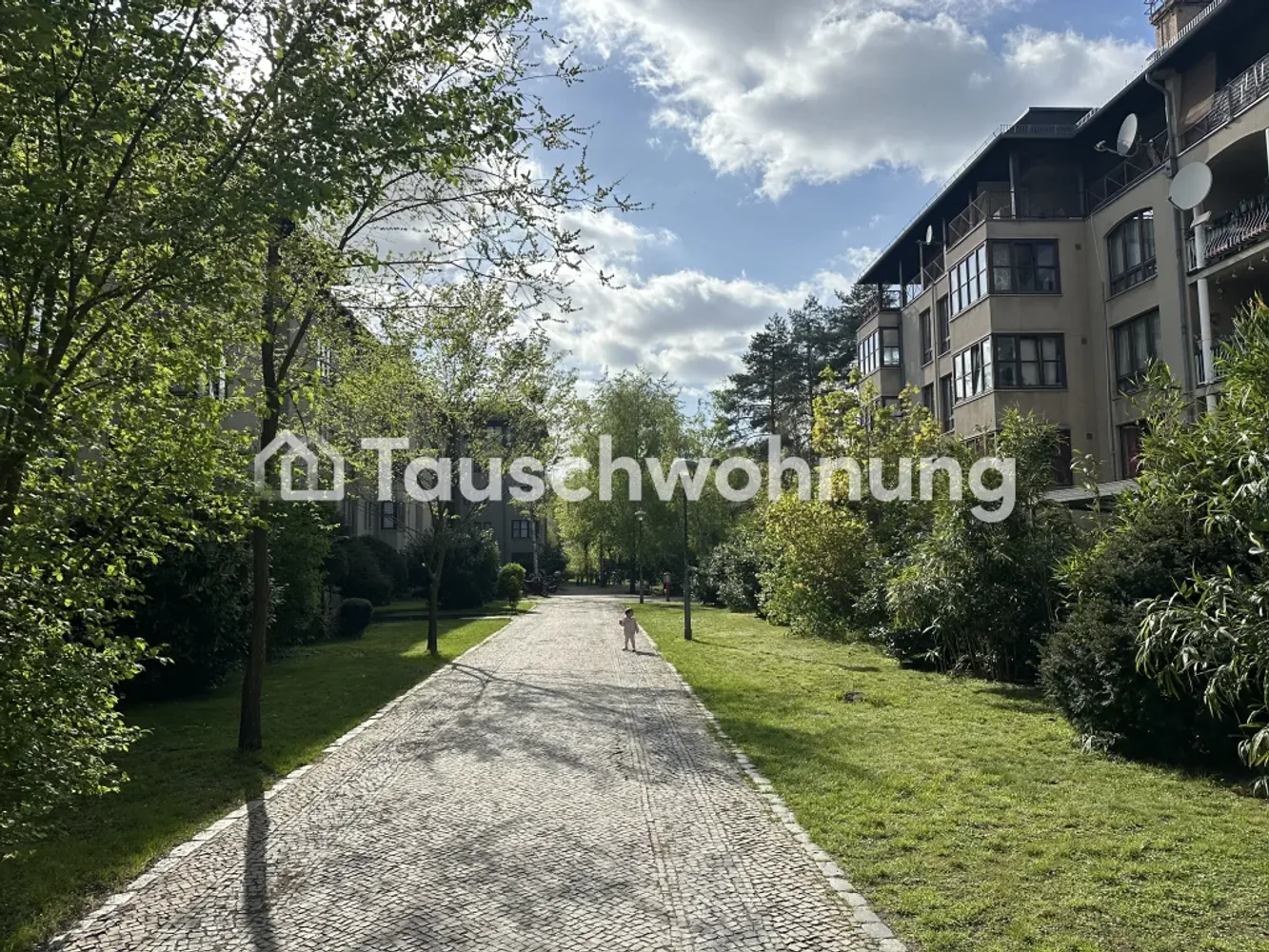 2 room apartment with 55 m² in Berlin – Photo 3