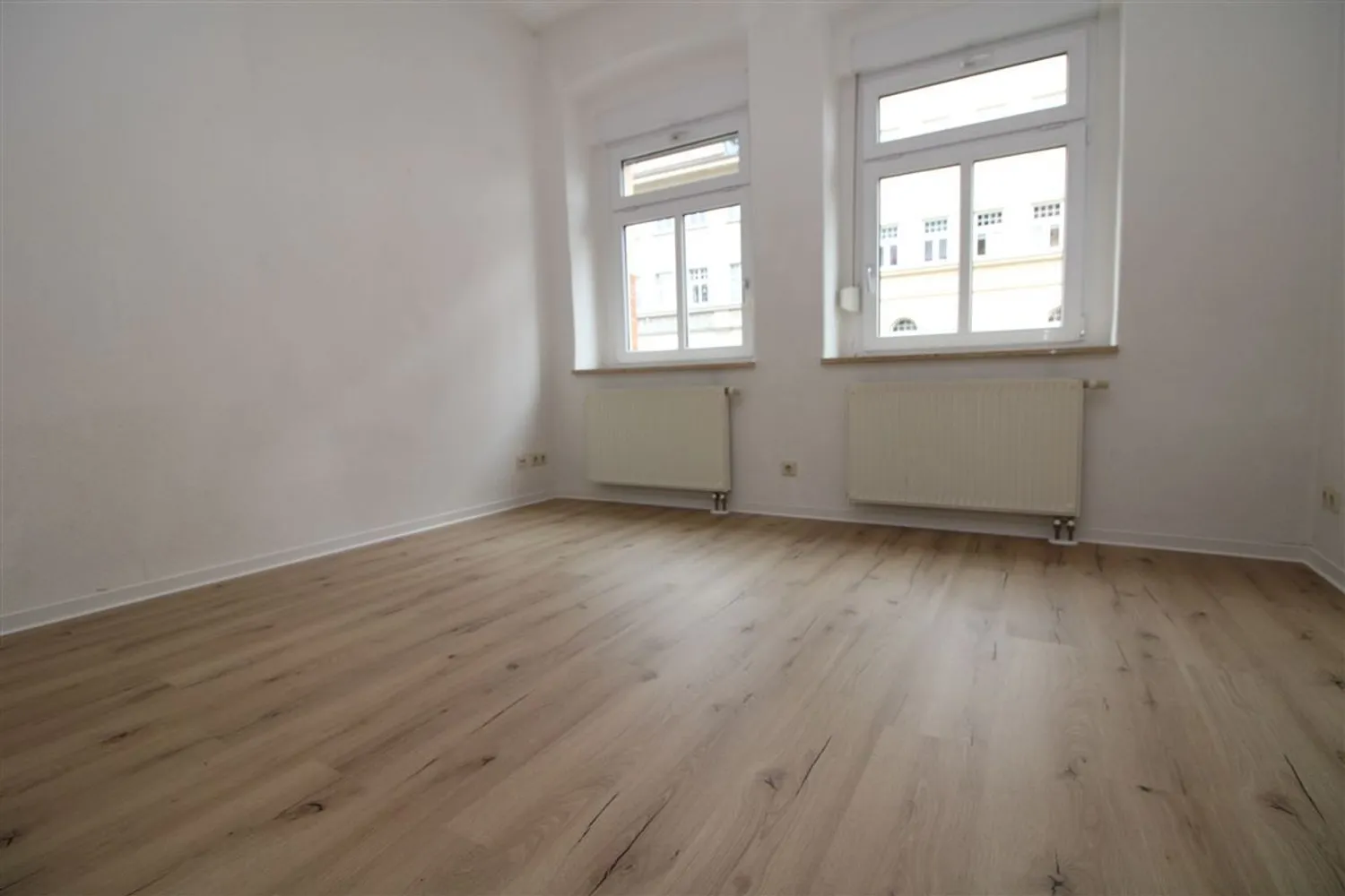 4 Zimmer Wohnung mit 117 m² in Plauen – Bild 12
