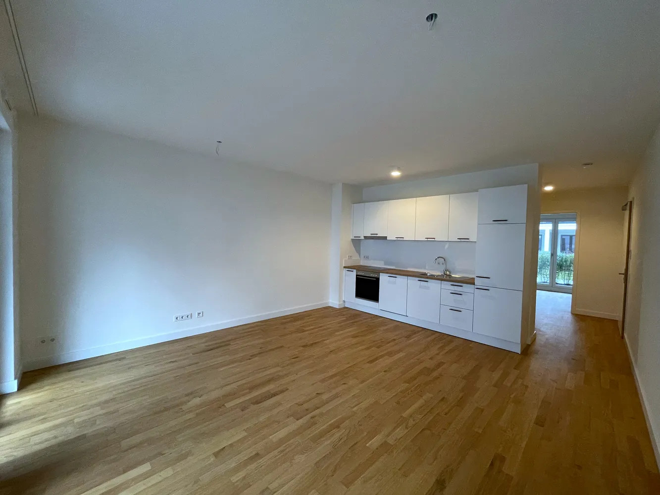 2 room apartment with 61 m² in Regensburg – Photo 3