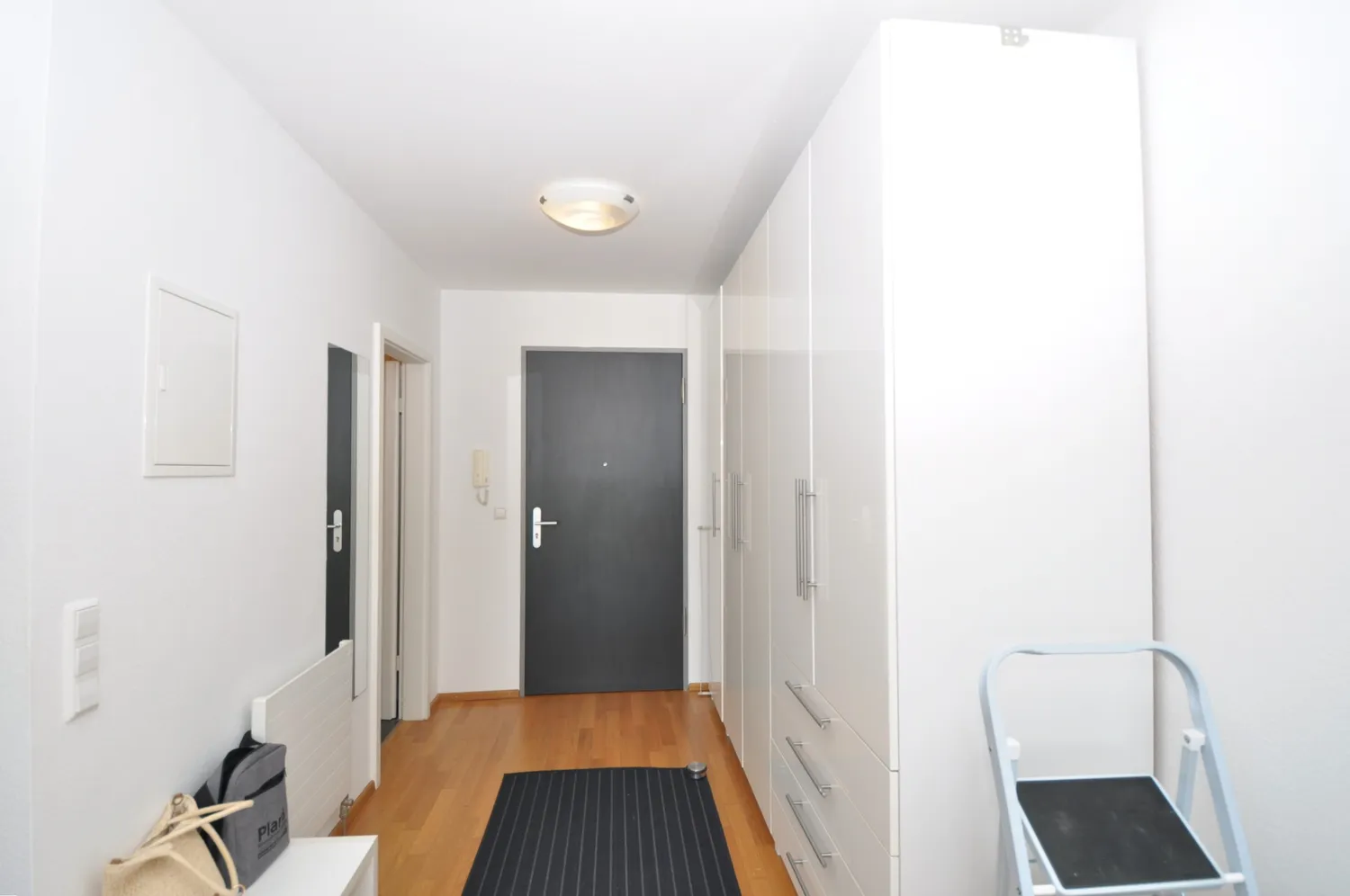 1 Zimmer Wohnung mit 41 m² in Karlsruhe – Bild 2