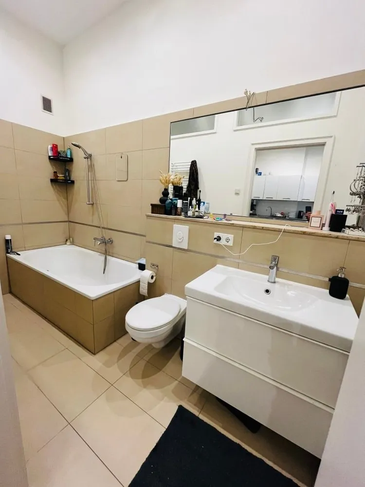 2 Zimmer Wohnung mit 66 m² in Berlin – Bild 5