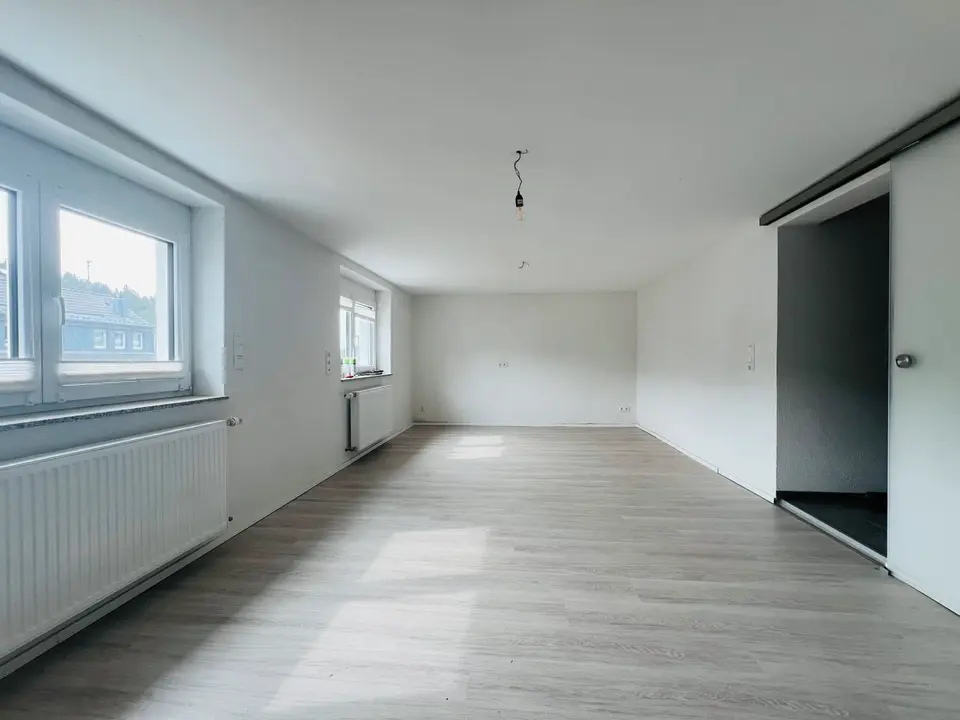 7 Zimmer Haus mit 148 m² in Rottenburg am Neckar – Bild 1