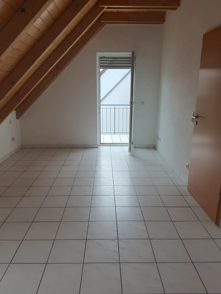 3 Zimmer Wohnung mit 102 m² in Wiesbaden – Bild 5