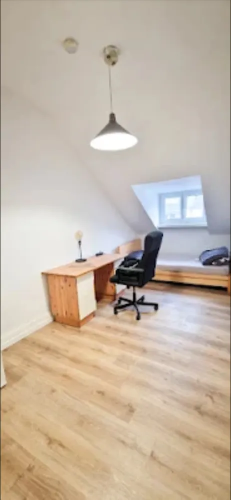 2 Zimmer Wohnung mit 33 m² in Düsseldorf – Bild 2