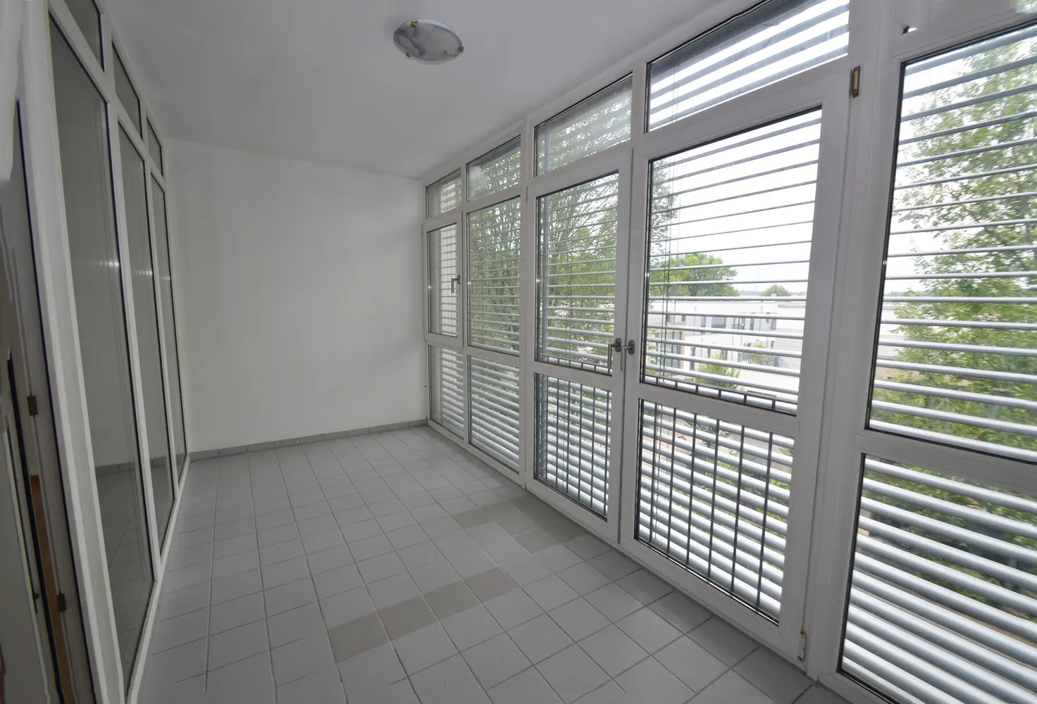 3 Zimmer Wohnung mit 77 m² in Köln – Bild 3