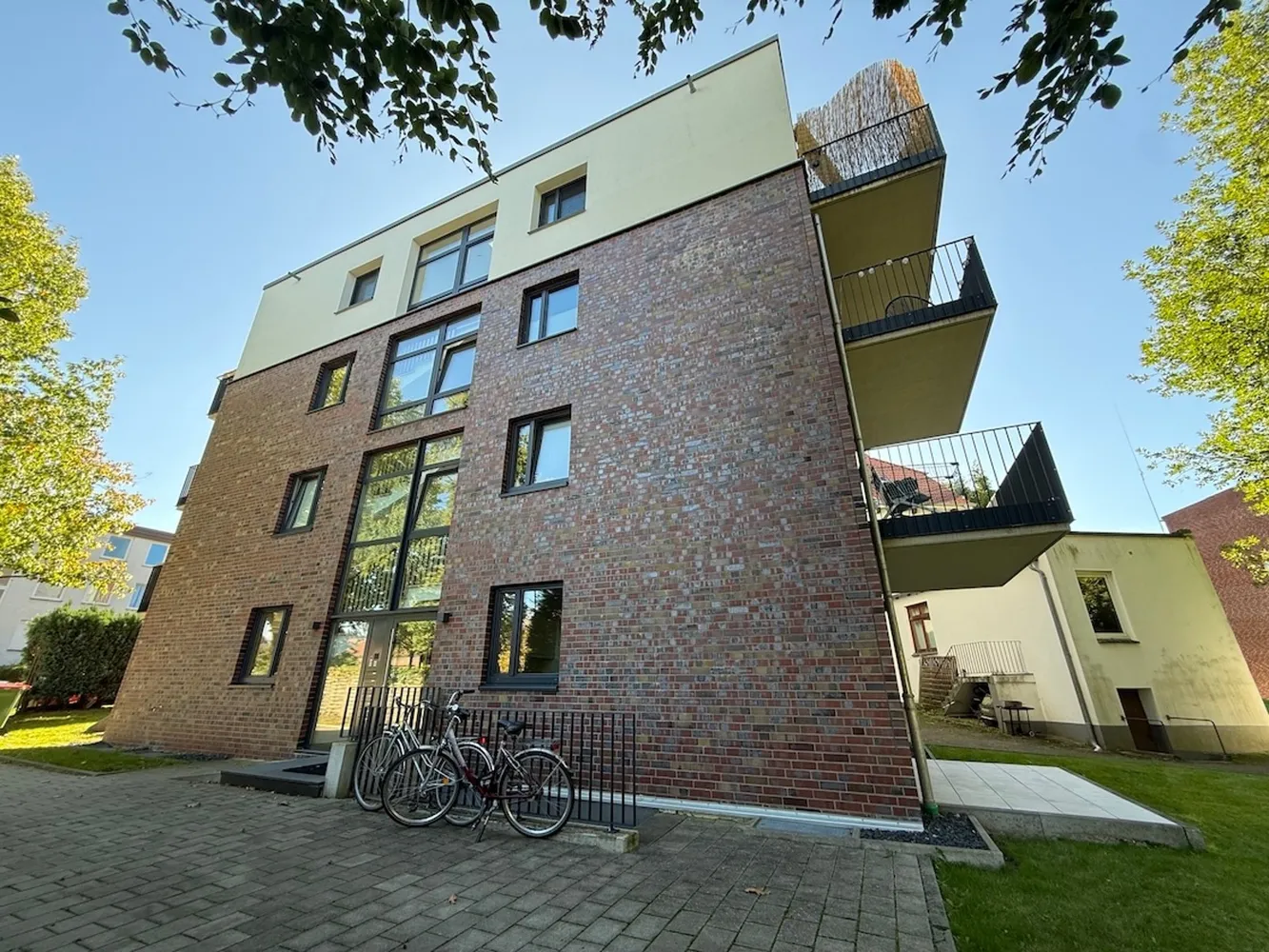 2 room apartment with 35 m² in Hamburg – Photo 1