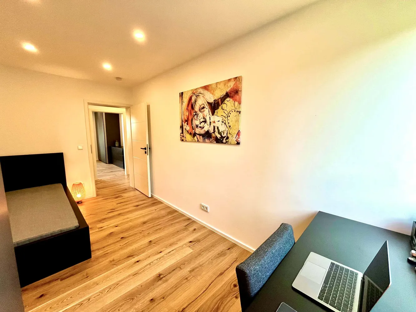 Shared room with 13 m² in Munich – Photo 5