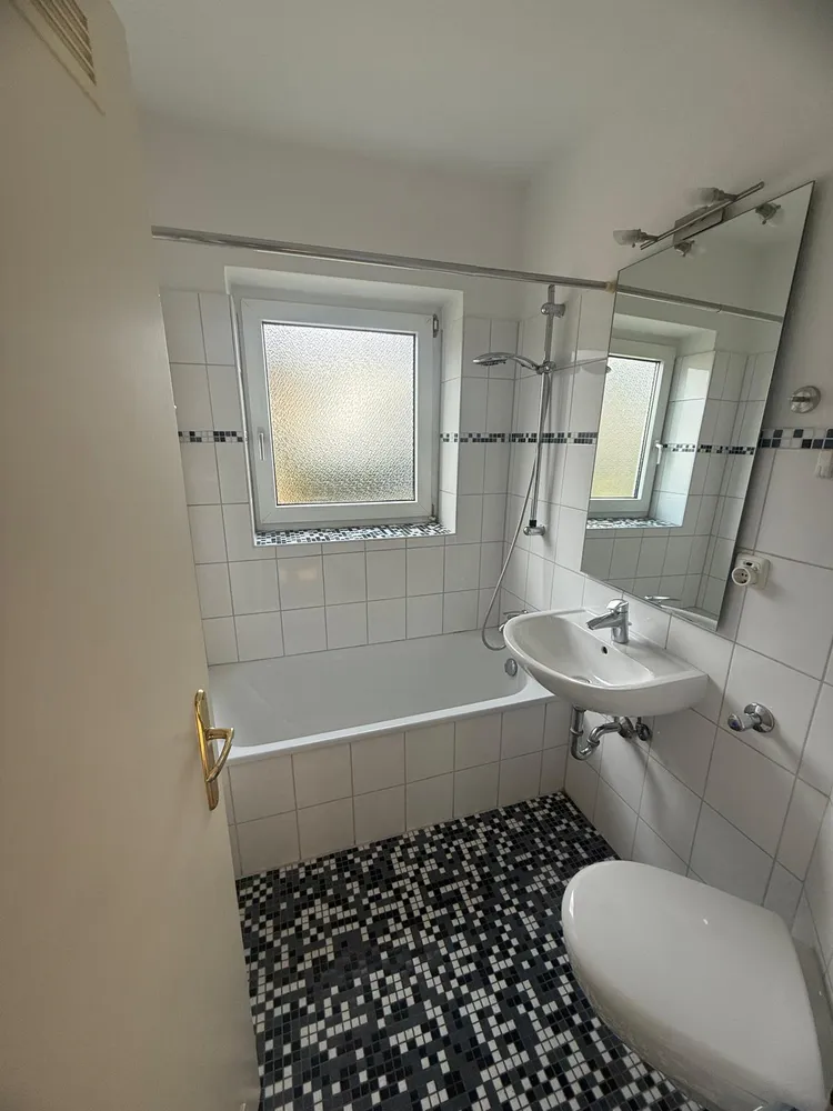 3 room apartment with 62 m² in Cologne – Photo 5