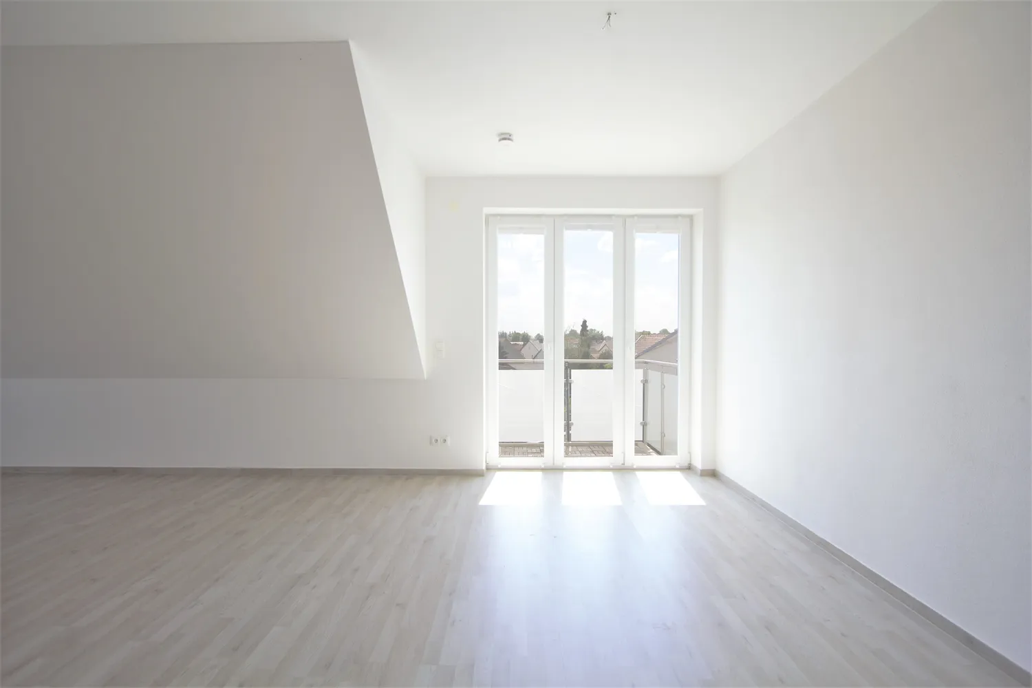 4 Zimmer Wohnung mit 111 m² in Ingolstadt – Bild 3
