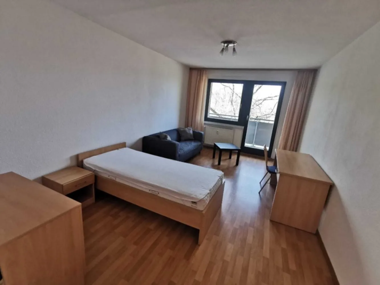 1 Zimmer Wohnung mit 29 m² in Halle (Saale) – Bild 2
