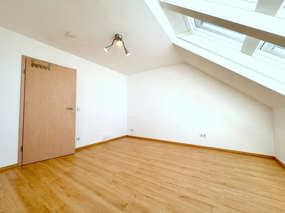 3 Zimmer Wohnung mit 71 m² in Regensburg – Bild 2
