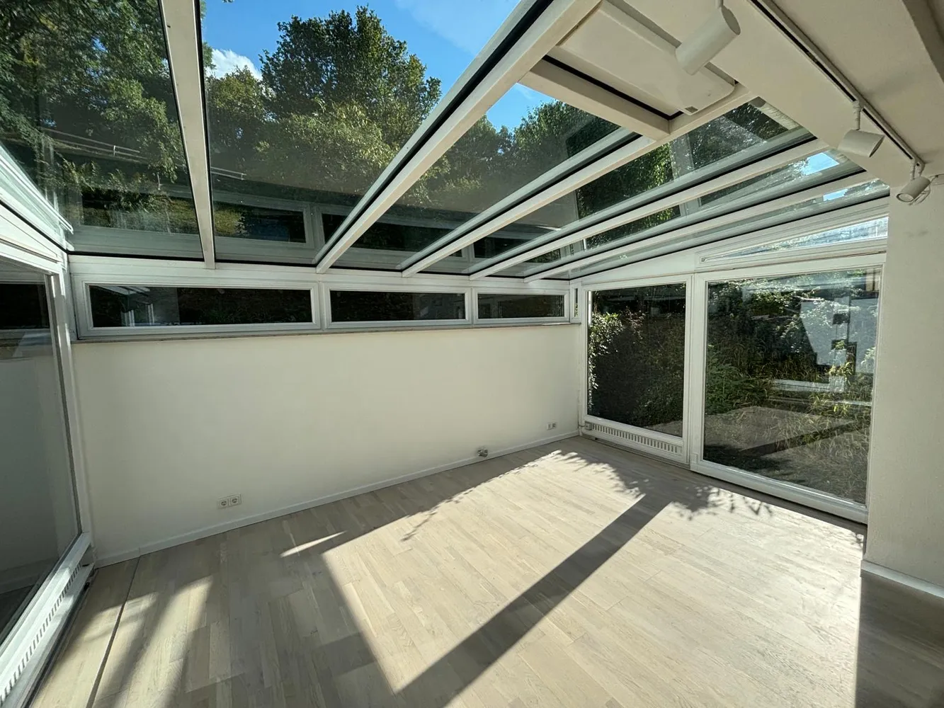 5 Zimmer Wohnung mit 107 m² in Stuttgart – Bild 1