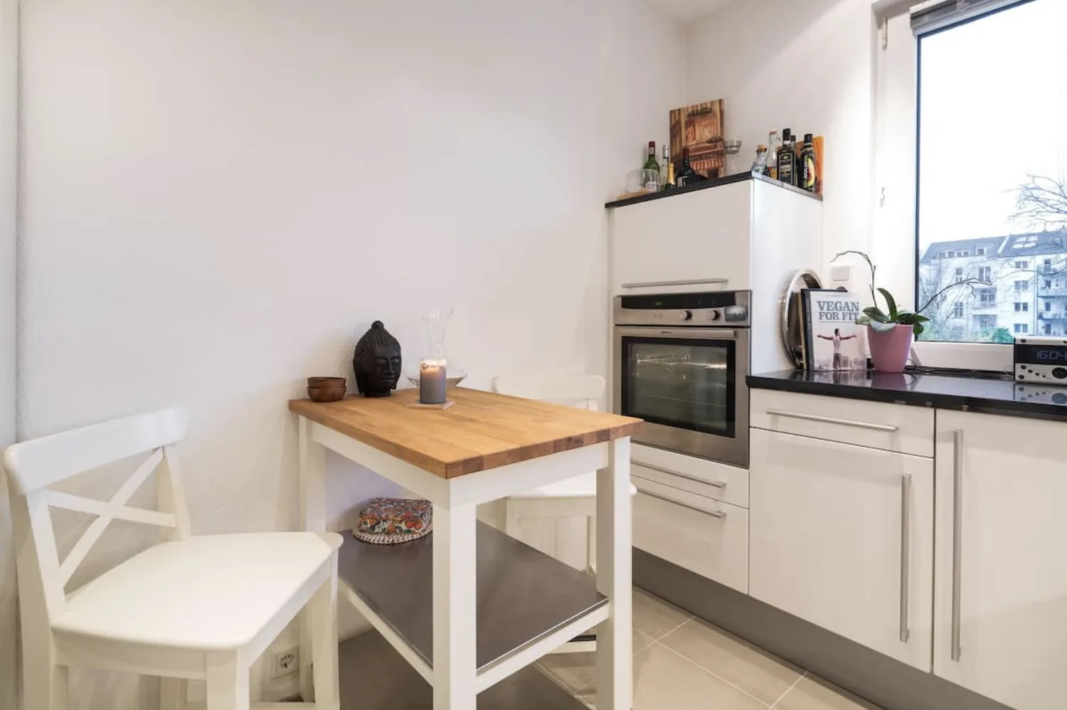2 room apartment with 70 m² in Düsseldorf – Photo 11
