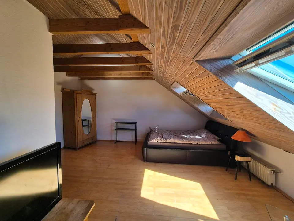 WG-Zimmer mit 42 m² in Bergisch Gladbach – Bild 1