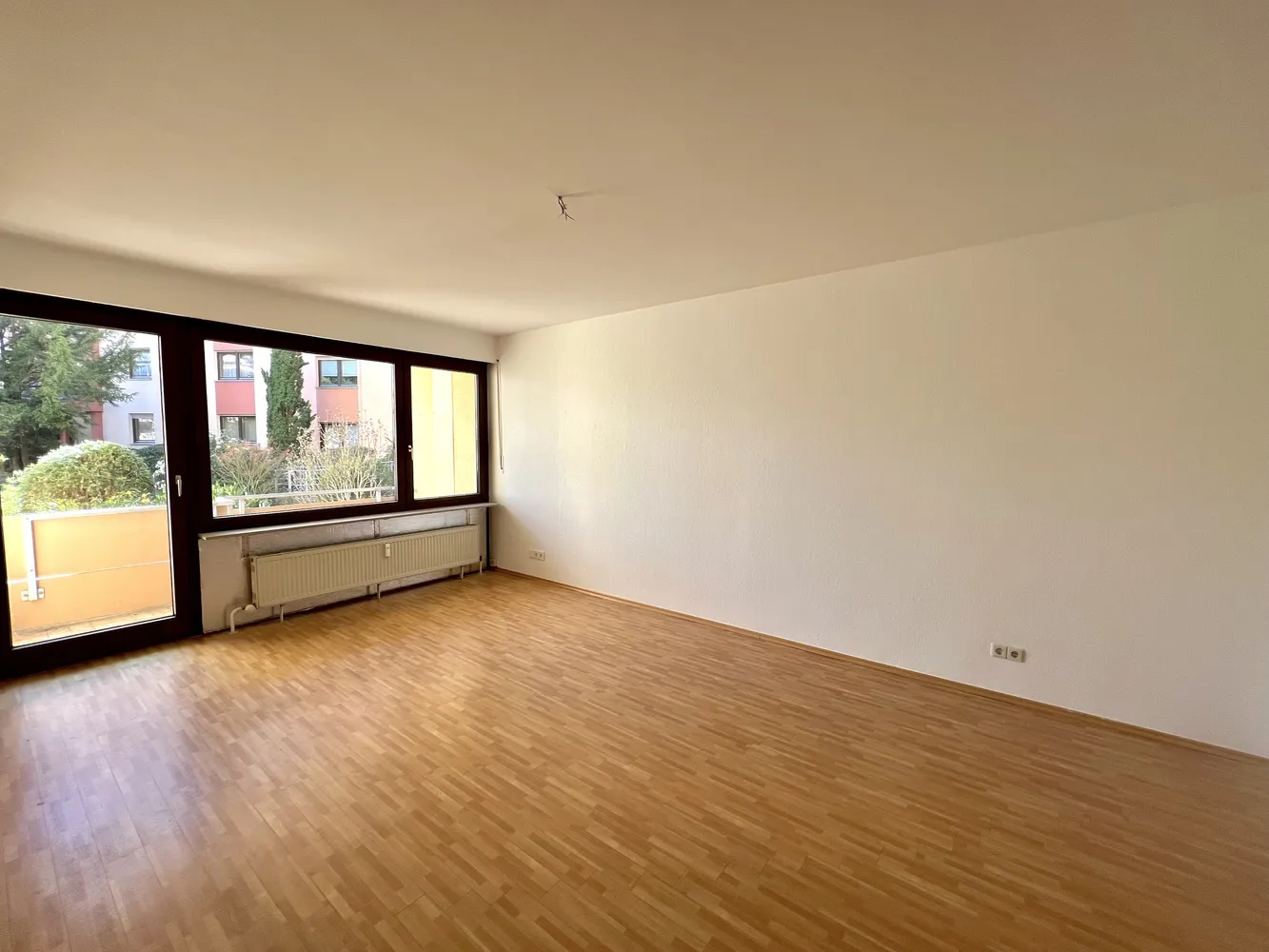 2 Zimmer Wohnung mit 60 m² in Nürnberg – Bild 2