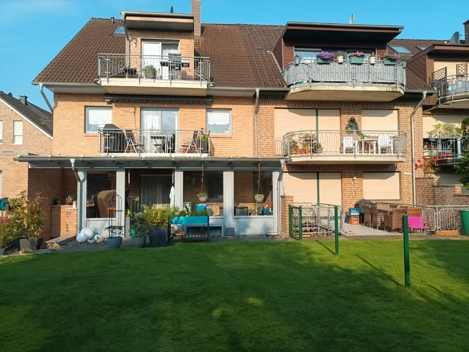 3 Zimmer Wohnung mit 85 m² in Grevenbroich – Bild 2