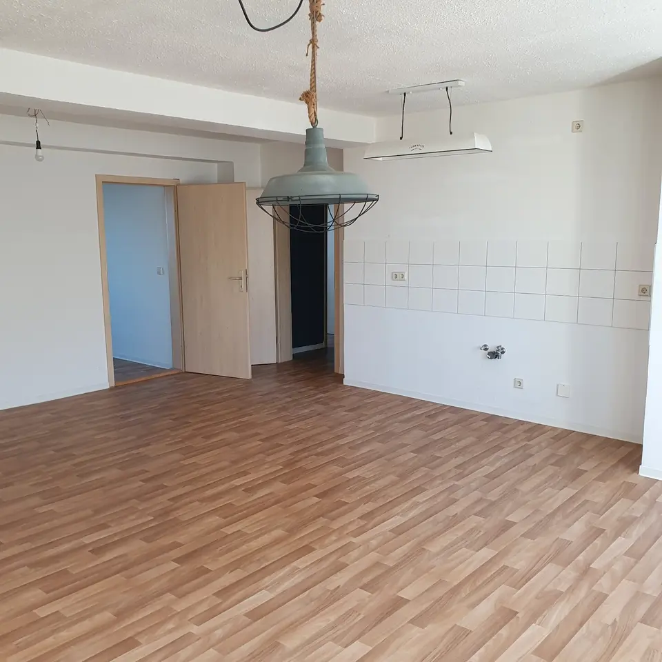3 Zimmer Wohnung mit 80 m² in Altenburg – Bild 3