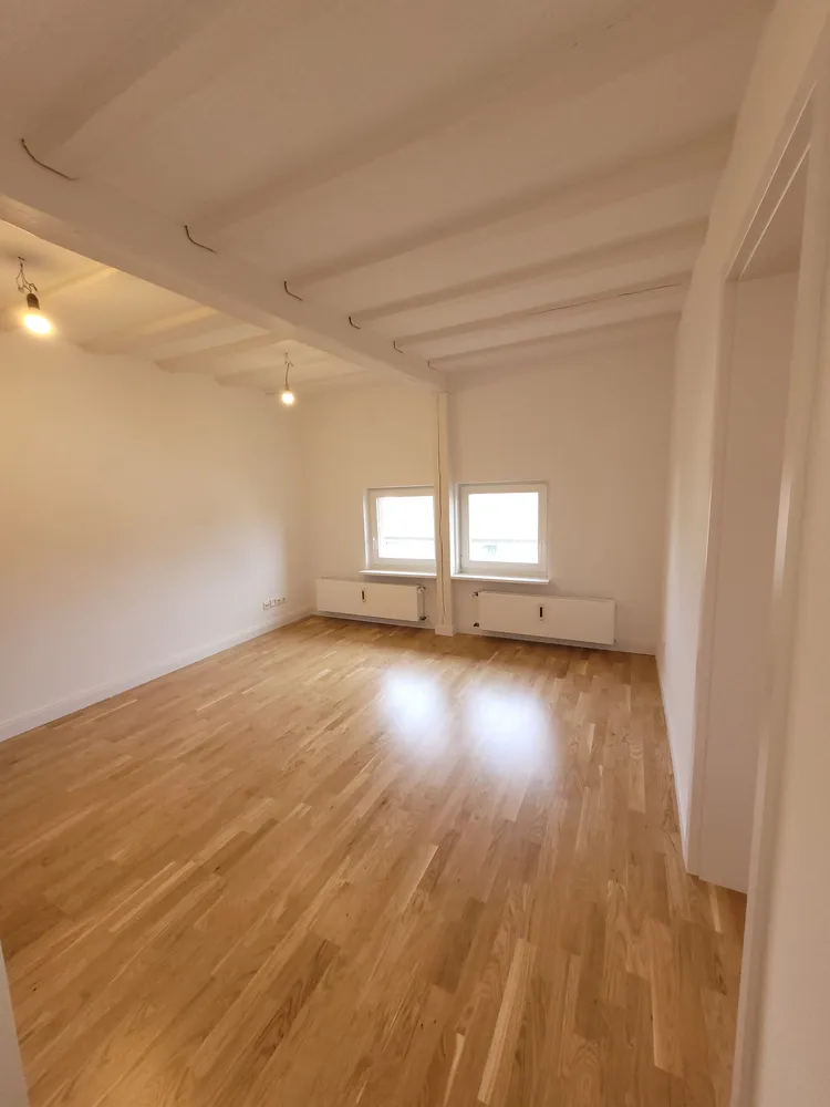 2 Zimmer Wohnung mit 35 m² in Frankfurt am Main – Bild 2