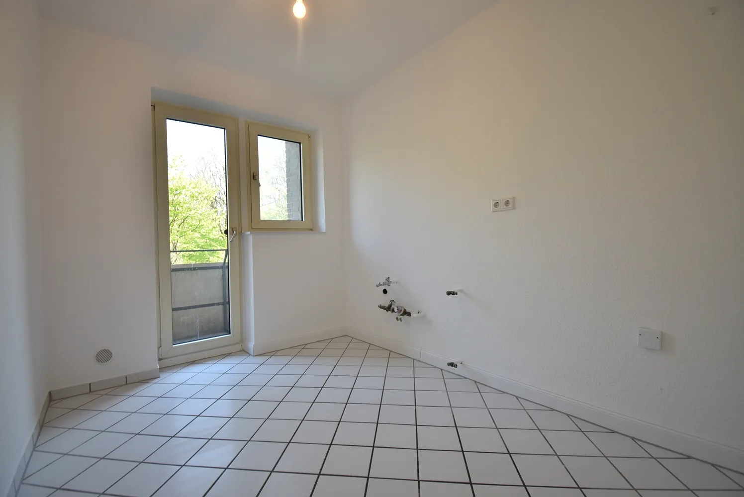 3 room apartment with 72 m² in Düsseldorf – Photo 3