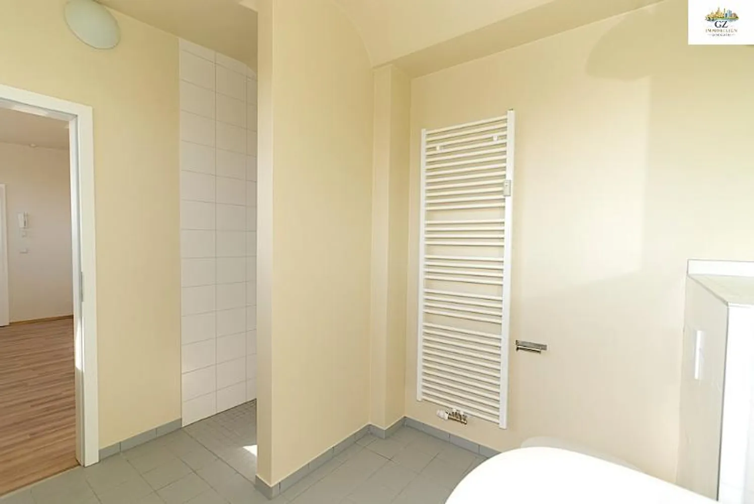 2 Zimmer Wohnung mit 76 m² in Dresden – Bild 8