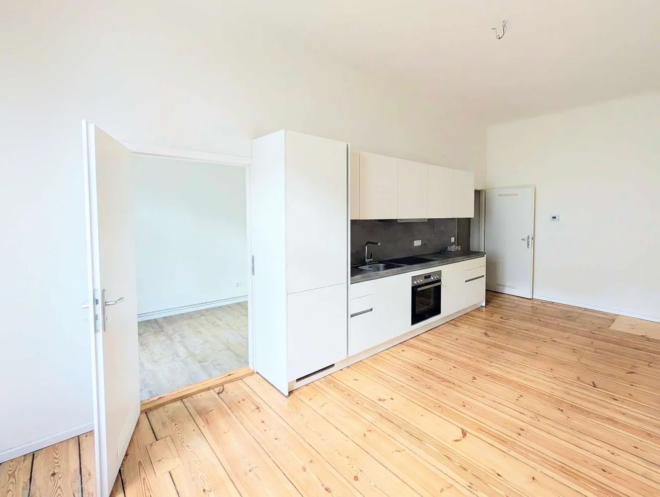 2 room apartment with 35 m² in Berlin – Photo 2