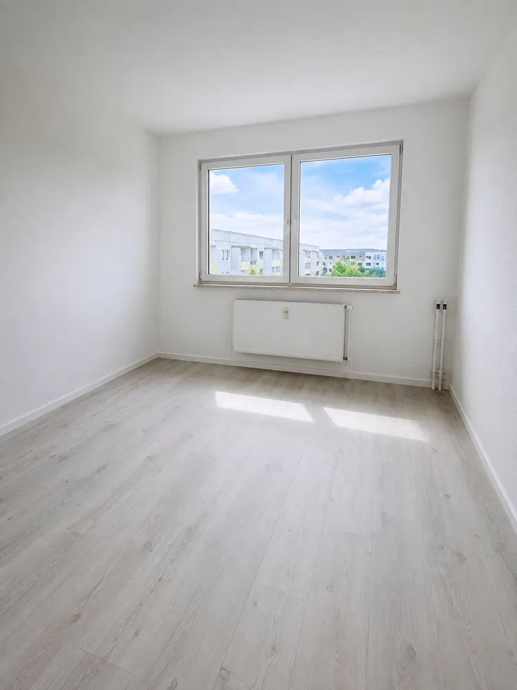 4 Zimmer Wohnung mit 72 m² in Halle (Saale) – Bild 4