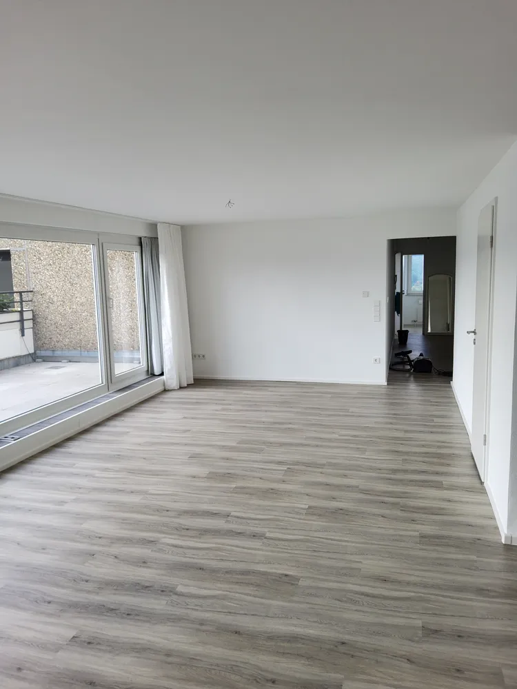 4 Zimmer Wohnung mit 124 m² in Stuttgart – Bild 4