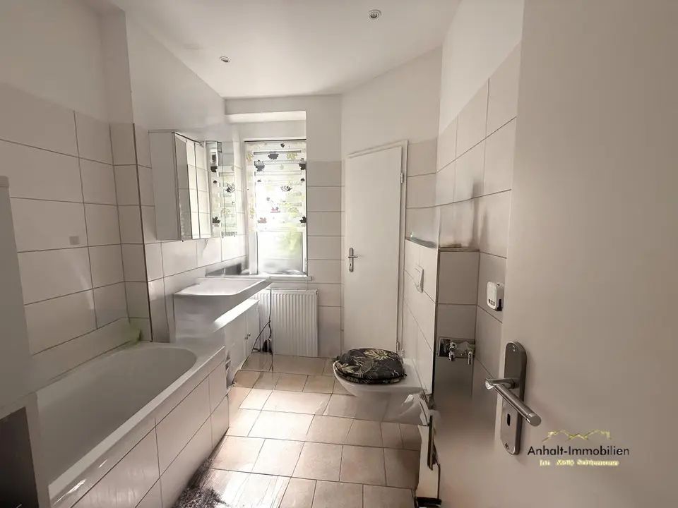 4 Zimmer Wohnung mit 111 m² in Bitterfeld-Wolfen – Bild 6