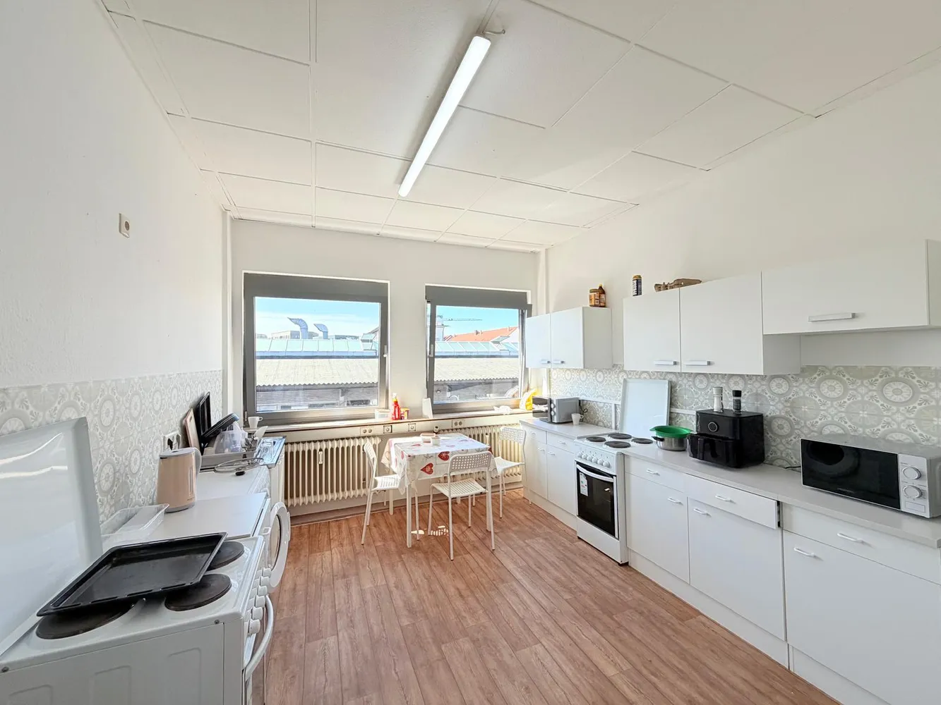 9 Zimmer Wohnung mit 169 m² in Mannheim – Bild 3