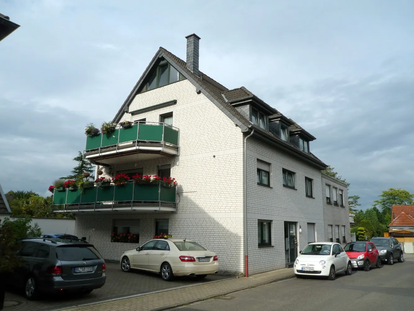 3 Zimmer Wohnung mit 101 m² in Krefeld – Bild 1