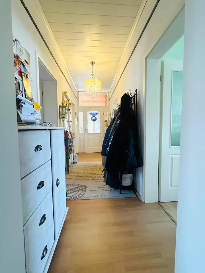 6 Zimmer Wohnung mit 170 m² in Sonneberg – Bild 4