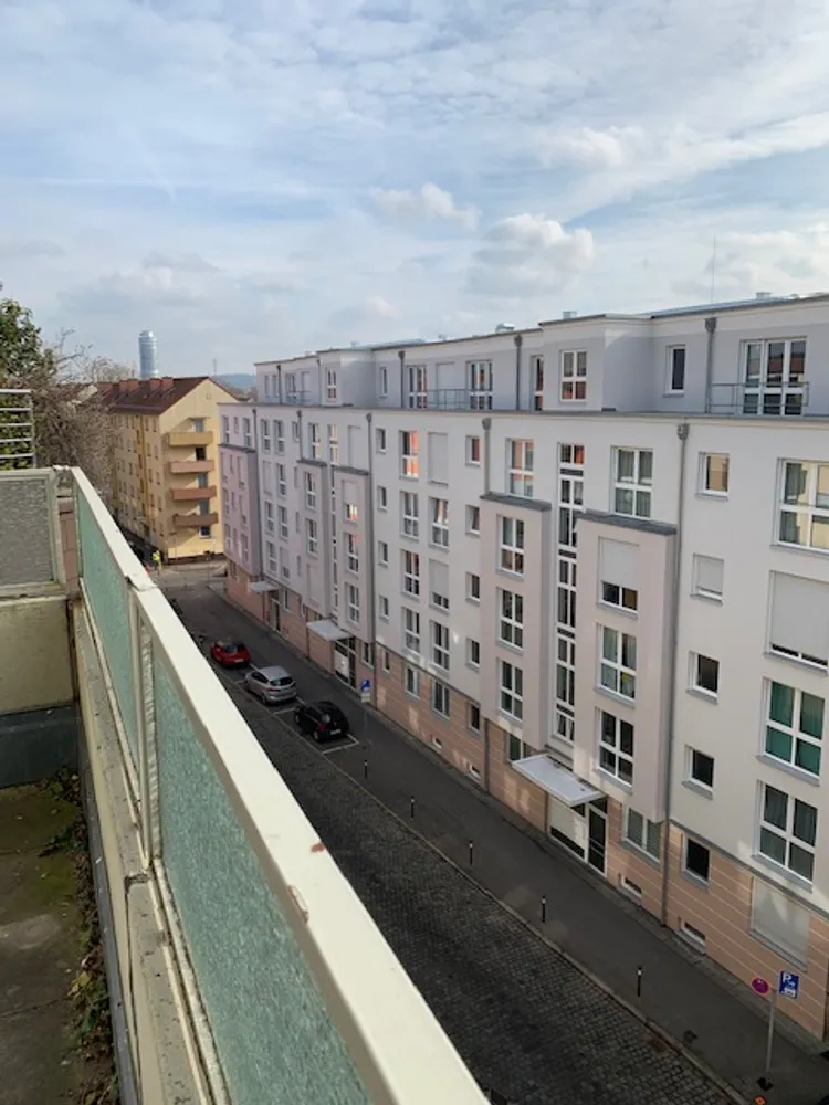 3 Zimmer Wohnung mit 86 m² in Nürnberg – Bild 4