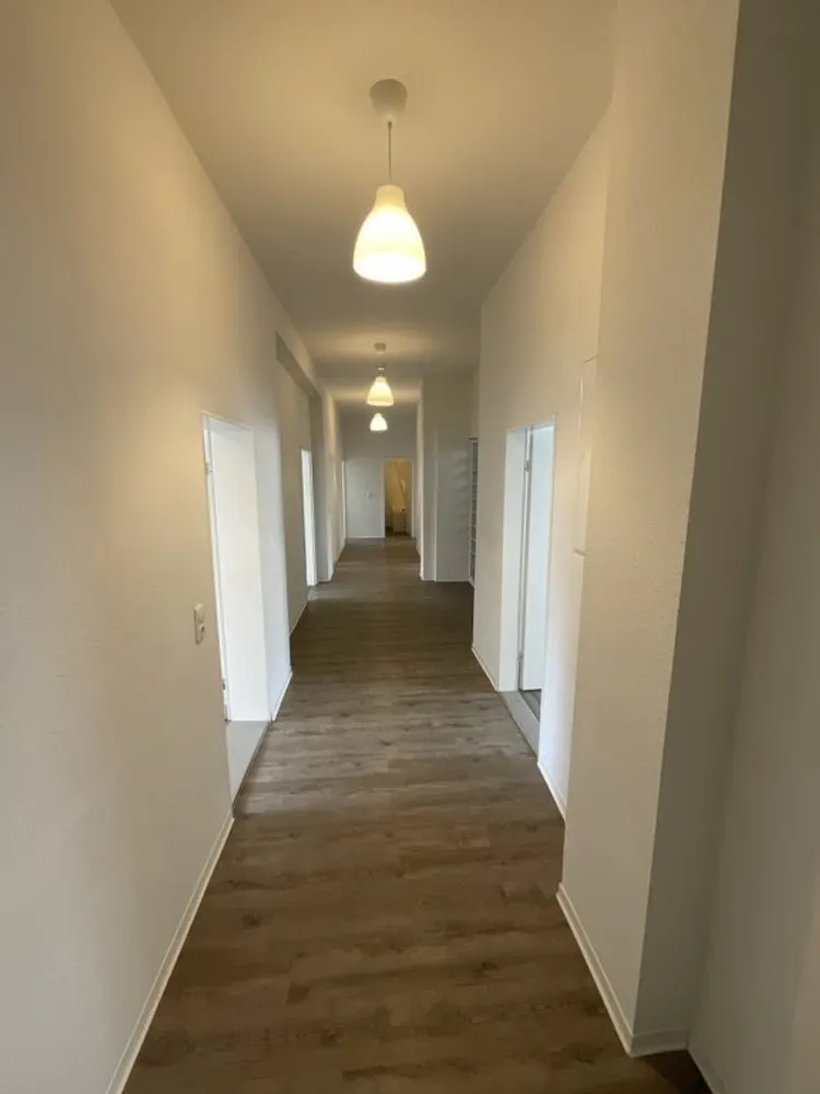 6 Zimmer Wohnung mit 165 m² in Kiel – Bild 8