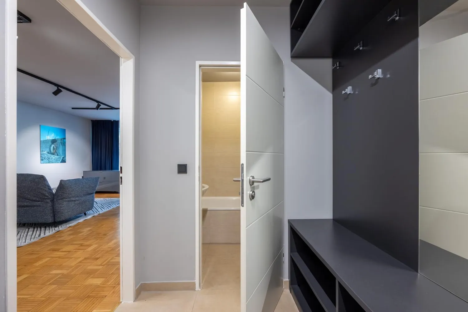 1 room apartment with 55 m² in Frankfurt am Main – Photo 6