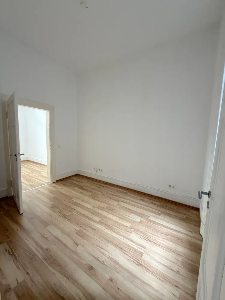 2 Zimmer Wohnung mit 48 m² in Wiesbaden – Bild 2