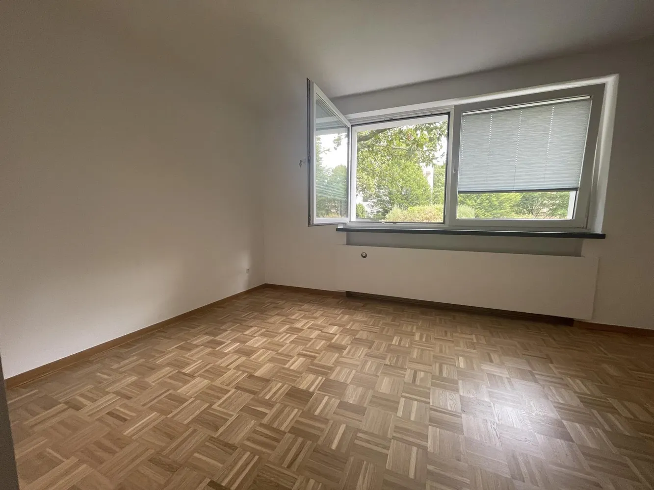 2 Zimmer Wohnung mit 67 m² in Düsseldorf – Bild 3