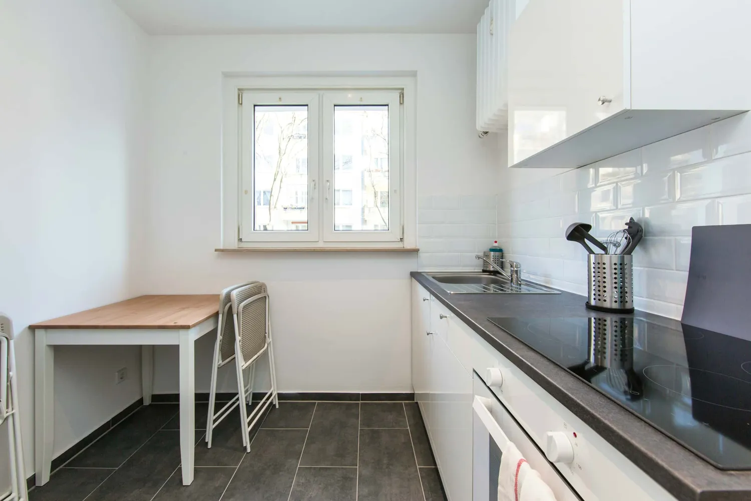 Shared room with 12 m² in Berlin – Photo 11