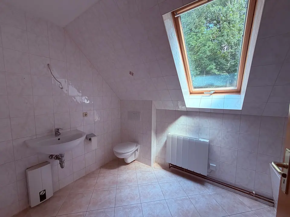 4 Zimmer Wohnung mit 120 m² in Bitterfeld-Wolfen – Bild 4