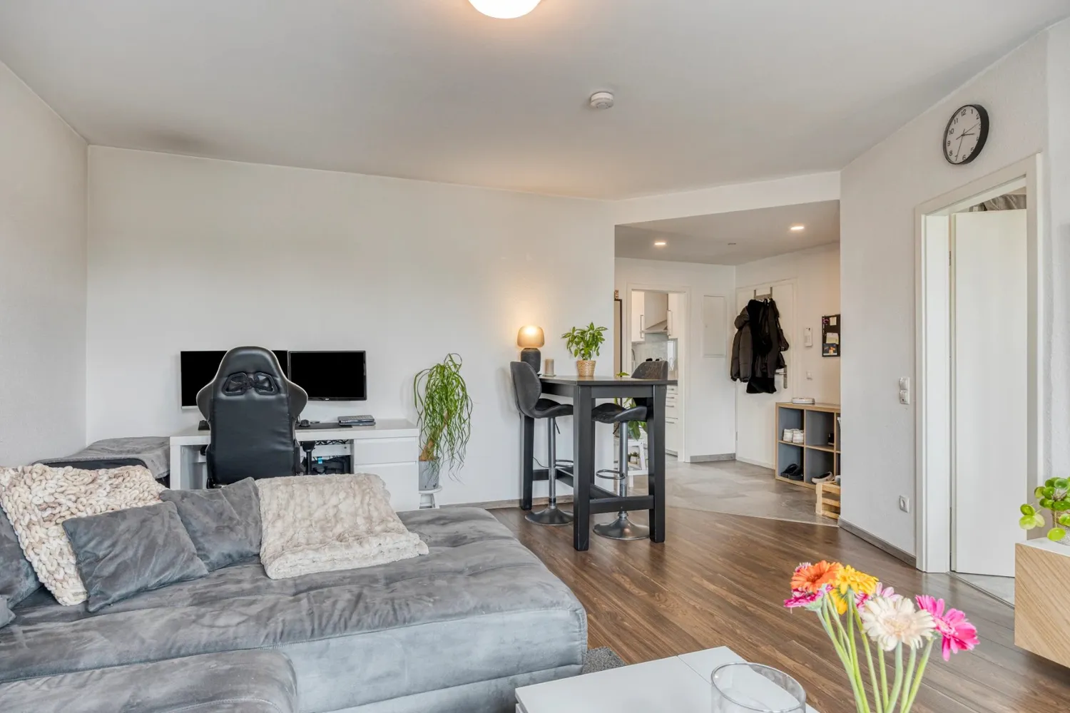 2 Zimmer Wohnung mit 54 m² in Köln – Bild 4